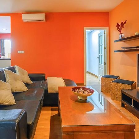 Bonito Apartamento En El Centro De Alcala De Guadaira Muy Cerca De Sevilla Exterior photo